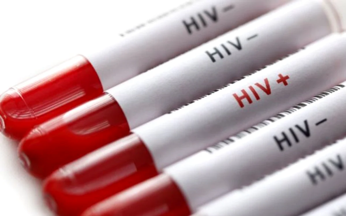 
    B[rbatul infectat cu HIV ;i/ar putea petrece ani buni dup[ gratiifoto: captura Facebook  