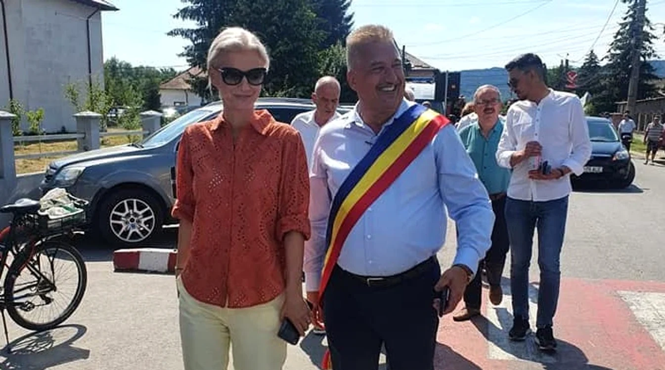 Primarul Gheorghe Savu alături de Alina Gorghiu, președintele PNL Argeș Foto: PNL Argeș