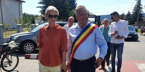 Gheorghe Savu și Alina Gorghiu Foto PNL Arges jpg