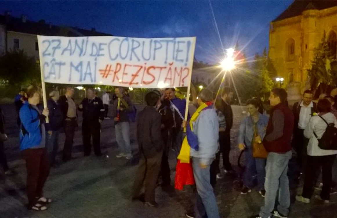 Clujenii au protestat legat de votul de azi din comisia juridică a Senatului FOTO Daniel Mihiş