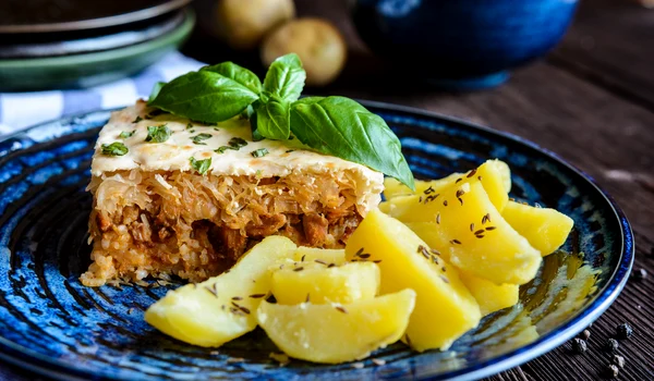 Varza a la Cluj  Sursa foto shutterstock 506811040 jpg