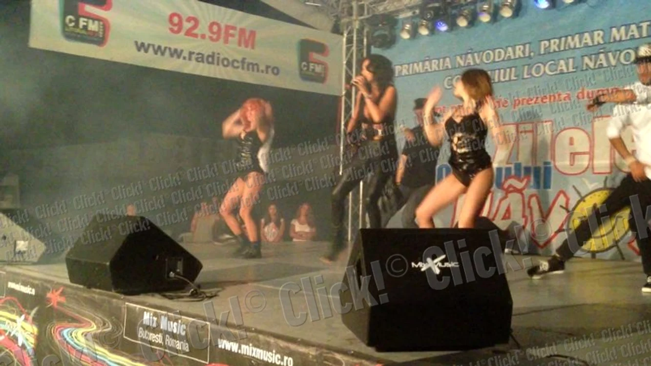 Nicoleta Luciu face show la concertele ei