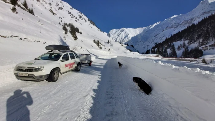 zapada un metru transfagarasan 01 foto ion sanduloiu