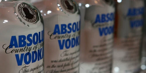 Ruşii nu renunţă la votcă