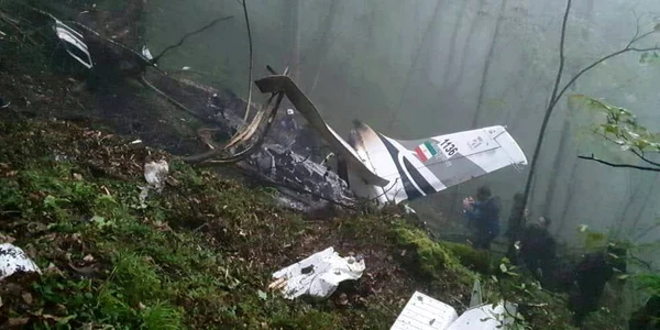 Ce a mai rămas din elicopterul președintelui iranian Raisi FOTO EPA EFE 12239226 jpg