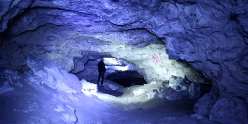 Constanţa. Peştera Limanu - cea mai lungă din Dobrogea Foto alpinet.org