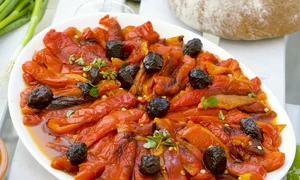 salata de ardei in stil mediteranean jpeg