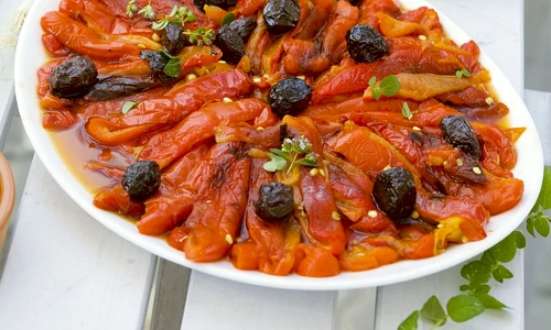 salata de ardei in stil mediteranean jpeg