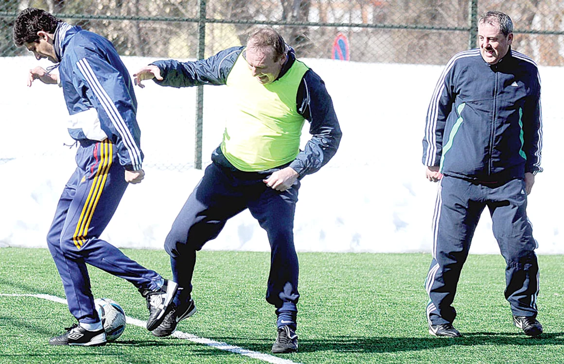 Foşti colegi la  Steaua, Belodedici şi Bumbescu au  fost acum adversari