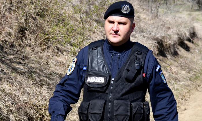 Plutonierul major Nicușor Iancu a fost numit jandarmul anului 2018, după ce a salvat o copilă de la moarteFoto: Jandarmeria Română