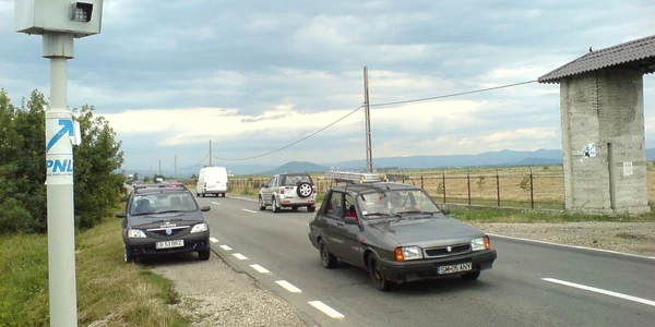 Poliţiştii rutieri sunt în trafic şi acum/foto: Arhiva