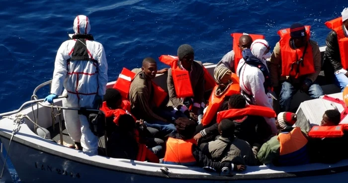 Migranţi ajunşi în Italia FOTO AP