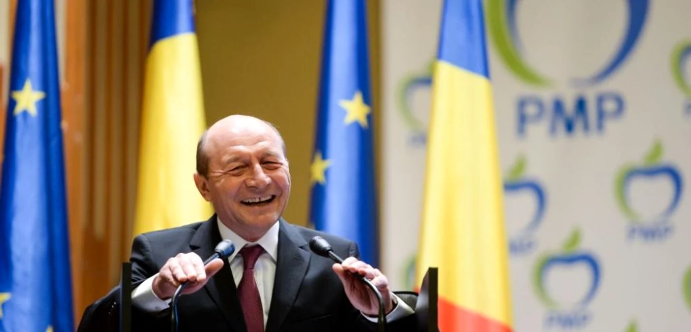Traian Băsescu şi-a făcut debutul public pe 2015 la Congresul PMP. Însă a eşuat în a oferi răspunsurile aşteptate de la domnia sa.
