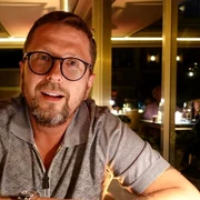 Anatoly Shariy jpg