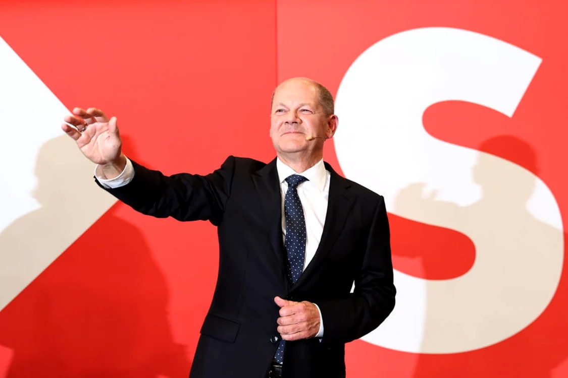 FOTO: EPA-EFE / Olaf Scholz,  cancelarul federal desemnat al Germaniei urmează să fie învestit pe  6 decembrie