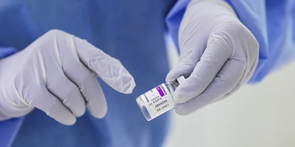 Vaccin AstraZeneca / FOTO Inquam Photos / Octav Ganea