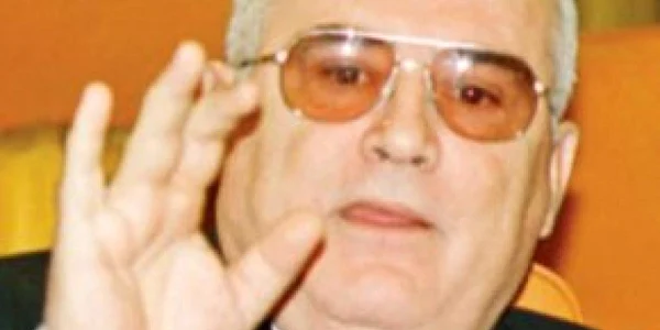 Senate's grafter: “I'll listen to you when I see the EUR 50,000!”