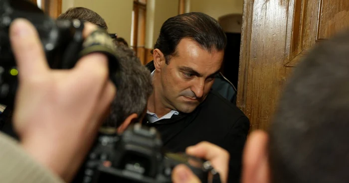 Sorin Apostu este acuzat şi de spălare de bani, şi de trafic de influenţă.