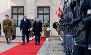 nicusor dan in polonia jpg