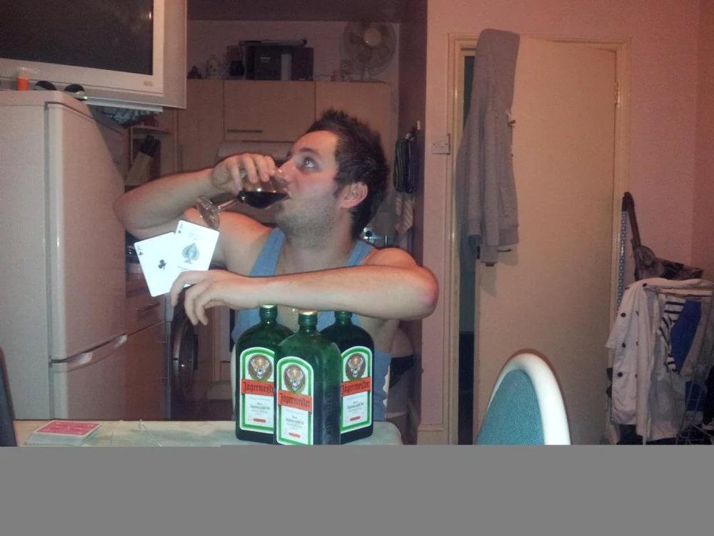 Jägermeister a devenit „aliatul” alcoolic al tinerilor din toată lumea FOTO facebook.com