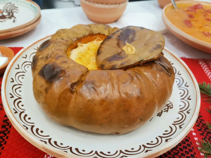 Dovleac copt cu cremă de zahăr caramel, rețetă elevilor FOTO: Alina Mitran
