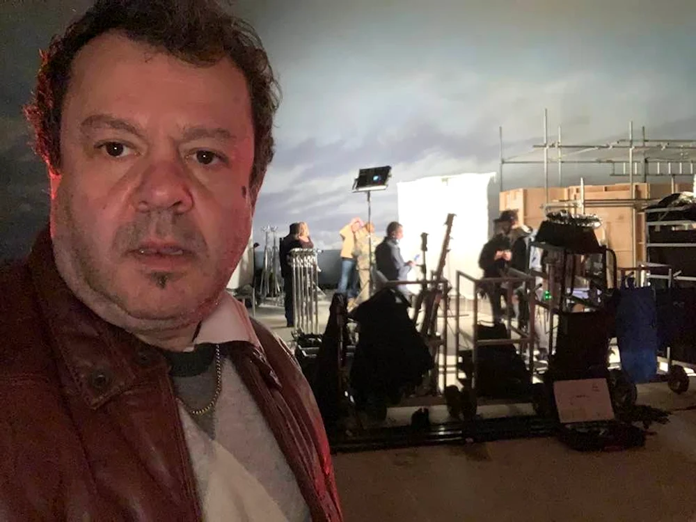 Dragoş Moştenescu s-a mutat la Londra 