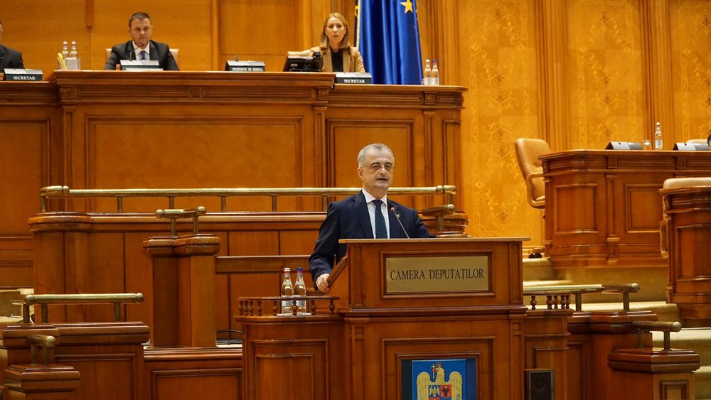 „Azi în Camera Deputaților s-au separat apele”. Liderul deputaților PNL îi acuză pe suveraniști că sunt „cu rușii”