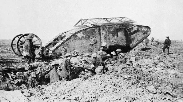 Calendar 15 septembrie: 1916 Tancurile au fost folosite pentru prima dată în luptă, în Bătălia de pe Somme jpeg
