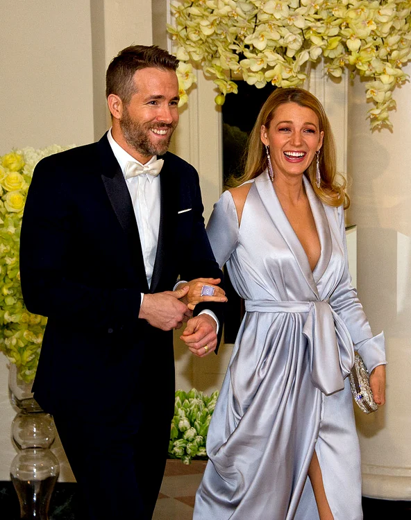 ryan reynolds and blake lively gettyimages 514691508 jpg jpeg