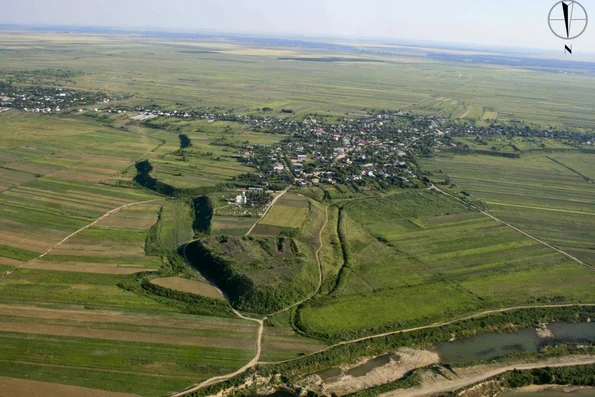 Dava getică de la Popești, județul Giurgiu, așa numita Argedava (foto: Peisaje Arheologice)