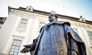 statuie brukenthal 10 g5yh jpg