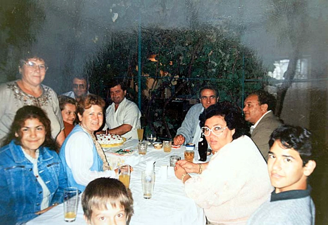 Marioara, aici într-o fotografie de acum 25 de ani, alături de soțul ei, Zăvoranu
