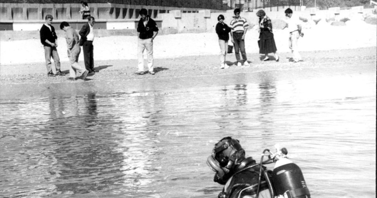 Povestea scafandrului Constantin Scarlat și descoperirile sale fascinante ale țărmului ascuns al Mării Negre Povestea scafandrului Constantin Scarlat și descoperirile sale fascinante ale țărmului ascuns al Mării Negre