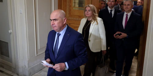 Ilie Bolojan, președintele PNL, susține declarații de presă la Palatul Parlamentului din București, 15 iunie 2026 FOTO:  Inquam Photos / George Calin