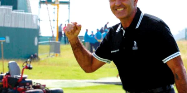 A driblat moartea pentru a juca golf!