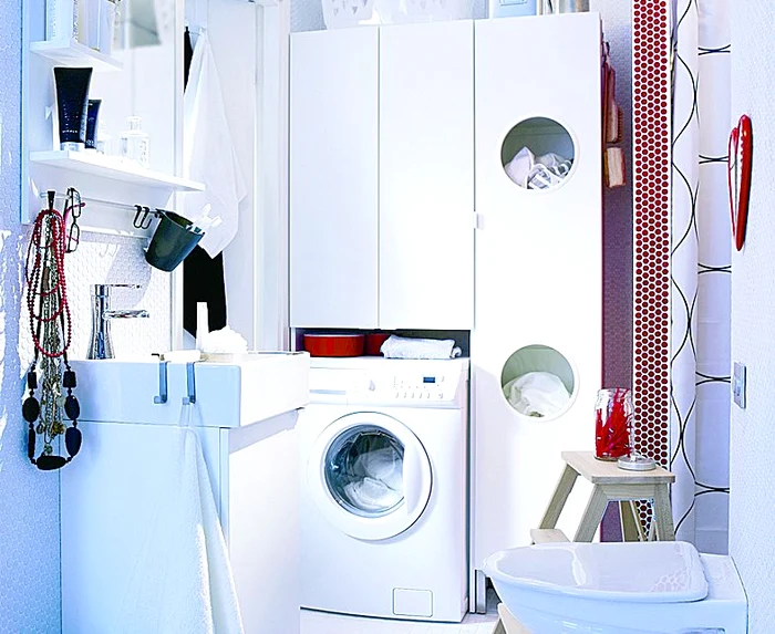 Într-o baie mică  pot  încăpea multe (Fotografii: IKEA)