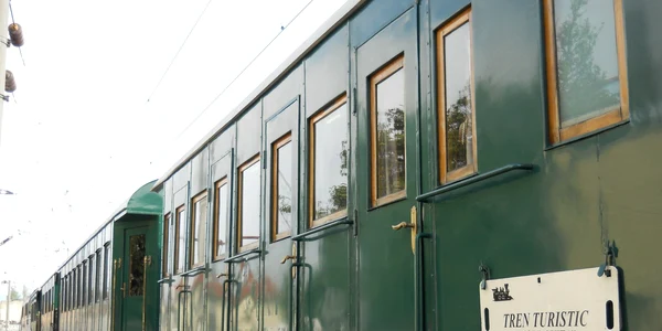 Tren de epocă