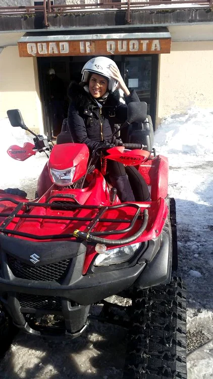 
    Alina Radi se află într-o staţiune montană din ItaliaFoto: arhiva personală  