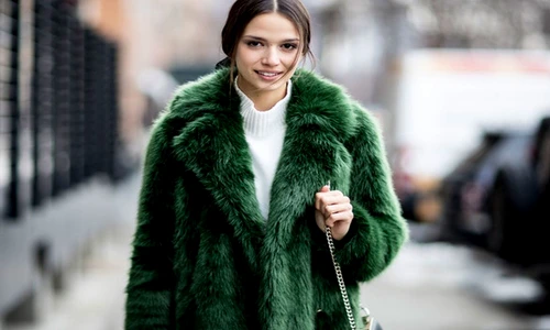 Haina de blană verde, extrem de versatilă  jpeg