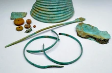 Bronze Age jewelry hoard jpg