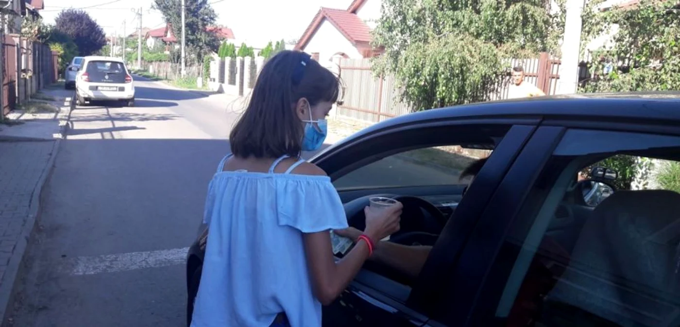 Afacere inedită pentru două fetiţe de nouă ani FOTO Ş.Both