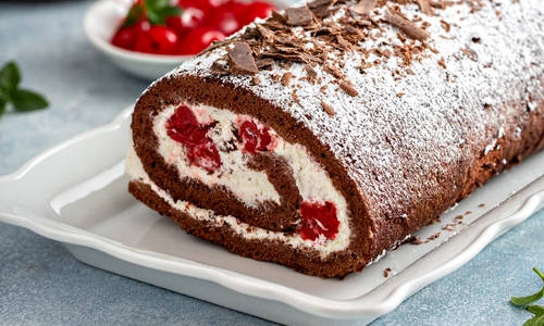 Rulada Padurea Neagra  Sursa foto shutterstock 1886030227 jpg