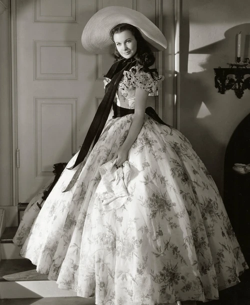 Mark down Seagull Cradle Vivien Leigh, o divă doar pe ecran. Actriţa din filmul "Pe aripile  vântului" avea aventuri cu femei şi plătea bărbaţii pentru sex