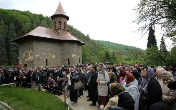 Mănăstirea Prislop a fost în sărbătoare. FOTO: Daniel Guţă. ADEVĂRUL.