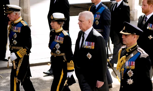 Regele Charles, Prințesa Anne, Prințul Andrew, Prințul Edward la înmormântarea Reginei Elisabeta a II a   GettyImages 1425187521 jpg