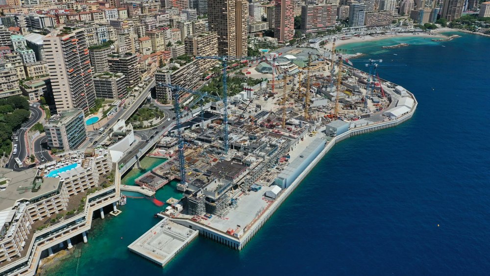Locul fascinant din Europa unde miliardarii lumii și-au construit un cartier de 2 miliarde de euro