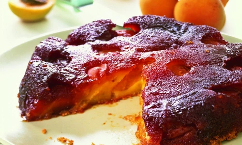 tarta intoarsa cu caise jpeg