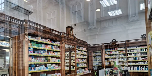 Povestea unei farmacii care a scris istorie în Timişoara