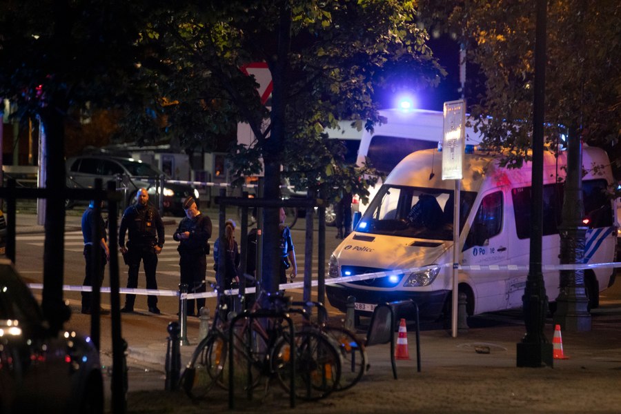 Atentatul de la Bruxelles: Pe ce ipoteză merg anchetatorii și ce se ascunde în spatele uciderii a doi suedezi
