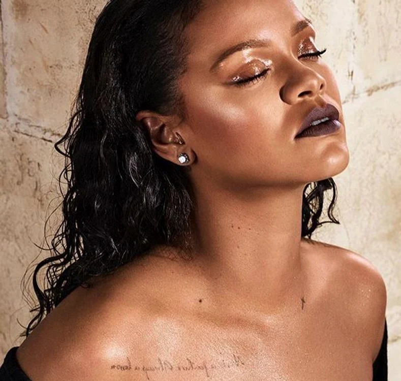 Rihanna și-a impresionat plăcut fanii cu ultima sa ședință foto Foto Instagram